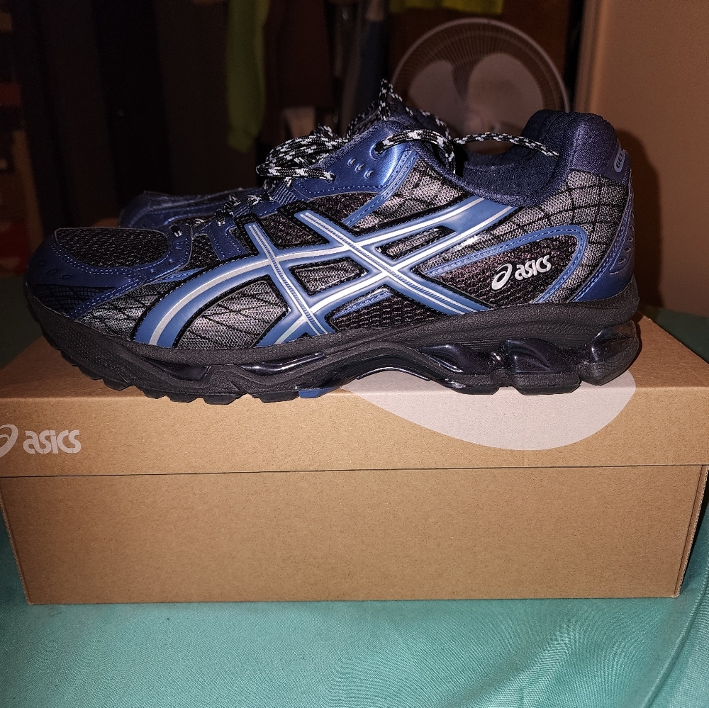 Asics Gel-Nimbus 10.1 blue and black 1203A543-002